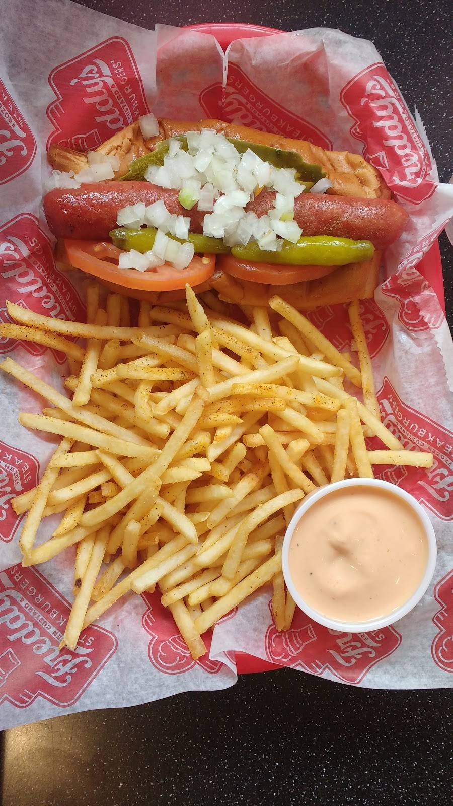 Freddys Frozen Custard & Steakburgers | restaurant | 928 N State of Franklin Rd, Johnson City, TN 37604, USA | 4232821114 OR +1 423-282-1114