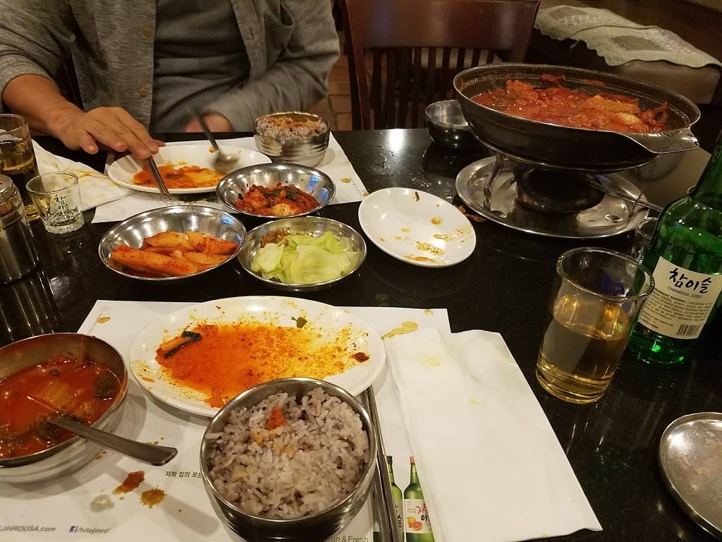 Hyun Poong Gom Tang | restaurant | 244 S Oxford Ave # 18, Los Angeles, CA 90004, USA | 2134803130 OR +1 213-480-3130