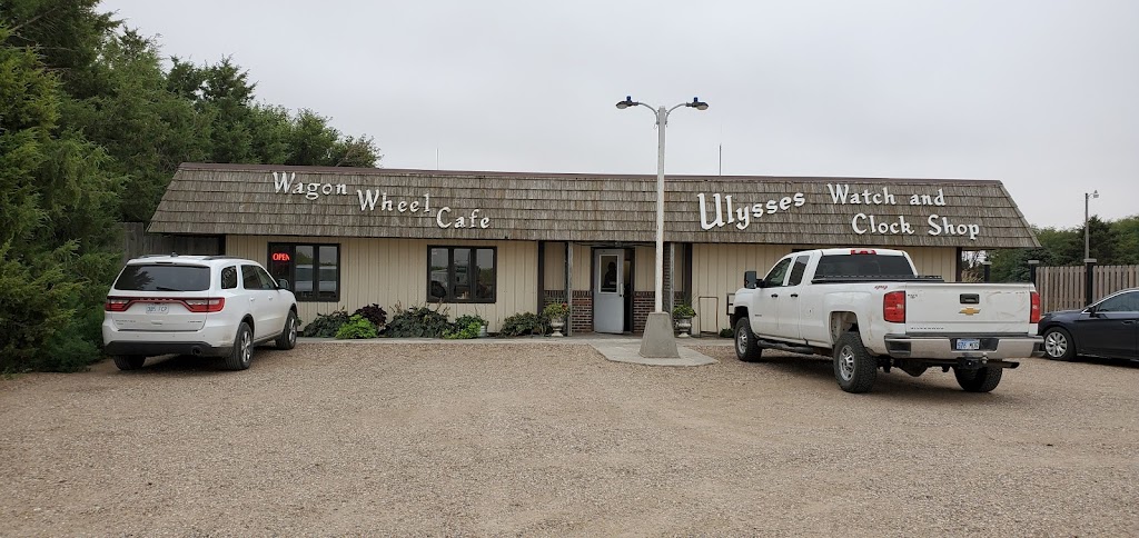 Wagon Wheel Cafe & Bakery LLC | cafe | 8551 US-160, Ulysses, KS 67880, USA | 6204241368 OR +1 620-424-1368
