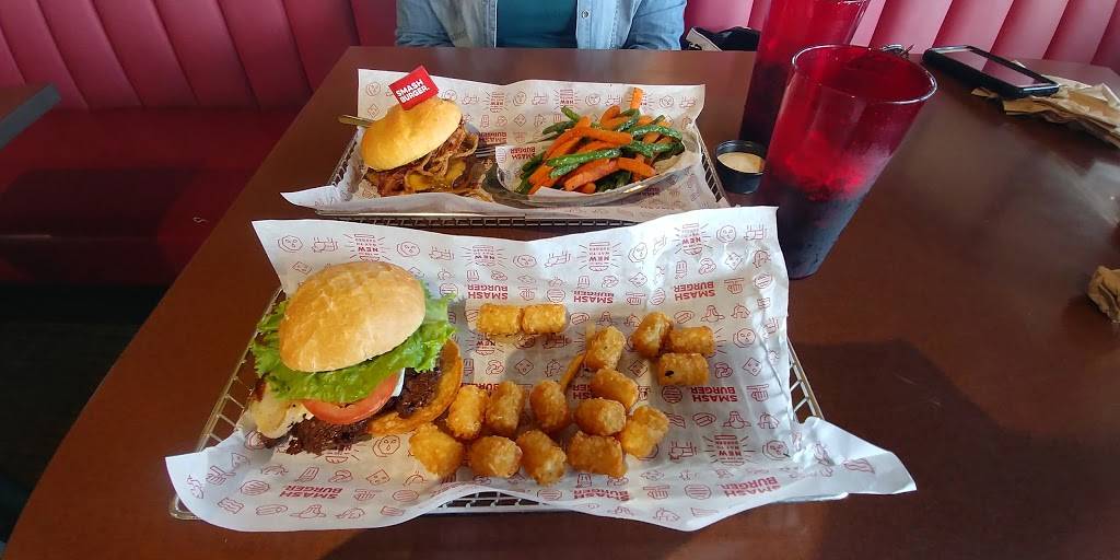 Smashburger | restaurant | 703-3 E Bidwell St Suite 703-3, Folsom, CA 95630, USA | 9169844900 OR +1 916-984-4900