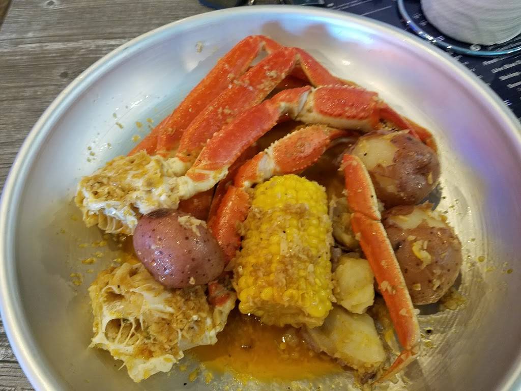 Flaming Joes Seafood | restaurant | 18648 E Hampden Ave, Aurora, CO 80013, USA | 7207266788 OR +1 720-726-6788