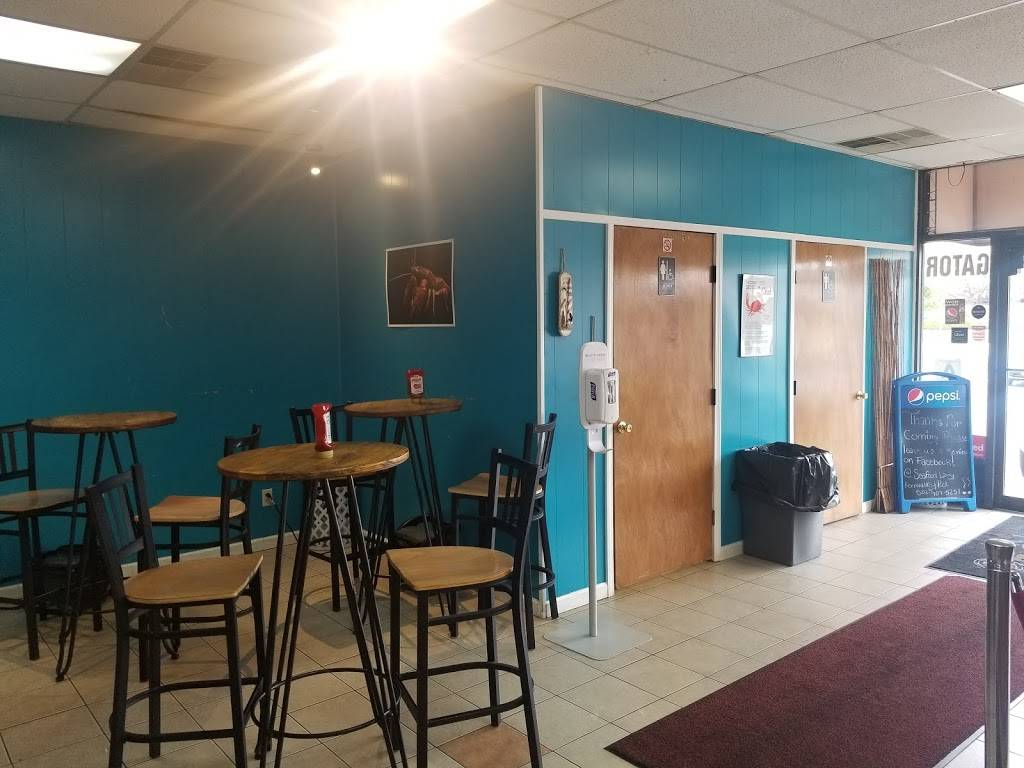 Seafood Lady | restaurant | Fern Valley Rd, Louisville, KY 40219, USA | 5029075251 OR +1 502-907-5251