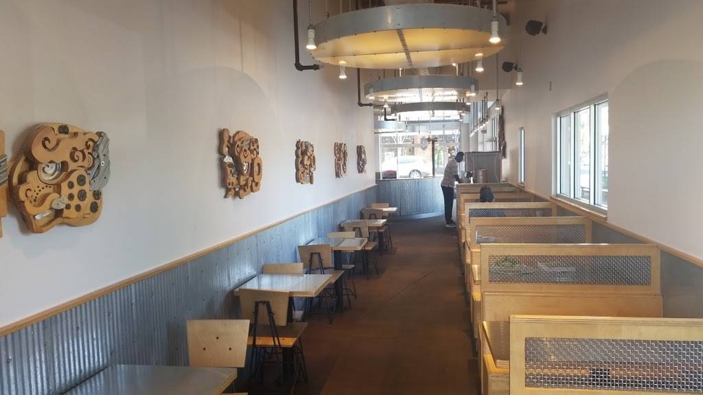 Chipotle Mexican Grill | restaurant | 11939 Grand Commons Ave, Fairfax, VA 22030, USA | 7032227344 OR +1 703-222-7344