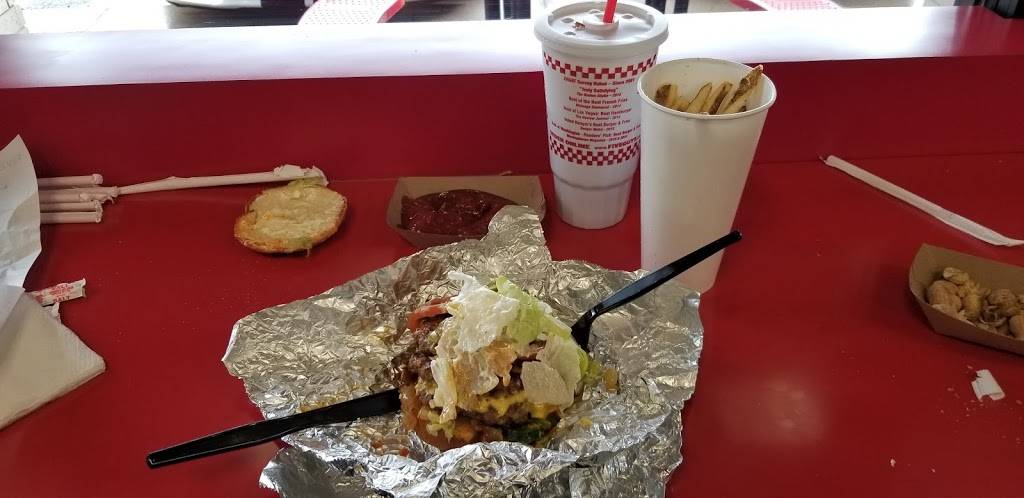 Five Guys | meal takeaway | 2929 N Rock Rd Suite 110, Wichita, KS 67226, USA | 3164404895 OR +1 316-440-4895