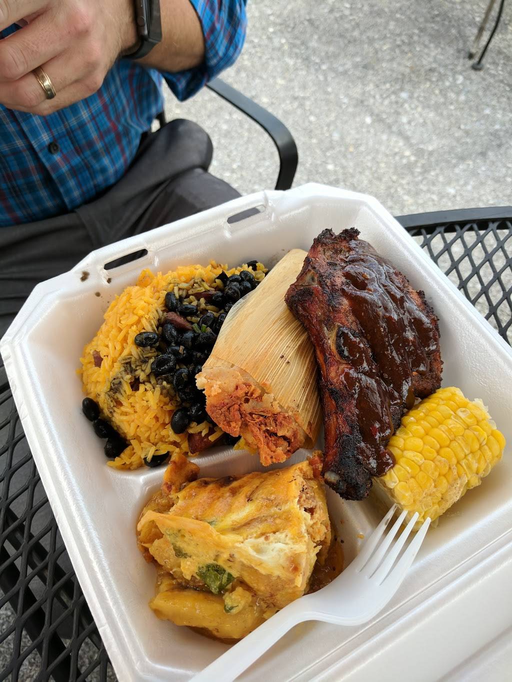 Caribbean Grill | restaurant | 824 Sunset Dr, Johnson City, TN 37604, USA | 4232185184 OR +1 423-218-5184