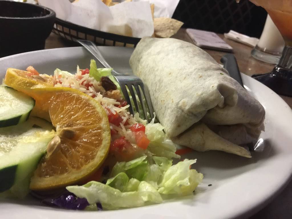 Paracho Mexican and Seafood Restaurant | restaurant | 8933 Limonite Ave, Riverside, CA 92509, USA | 9516857618 OR +1 951-685-7618