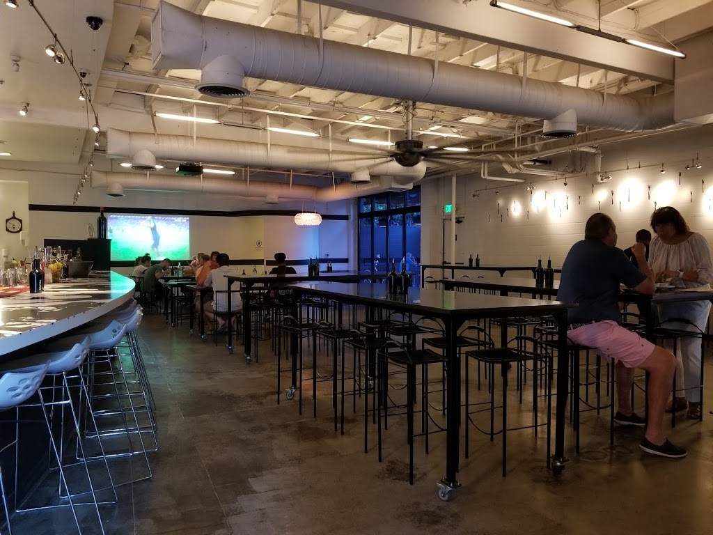 Hot Italian Pizza & Panini Bar | restaurant | 1627 16th St, Sacramento, CA 95814, USA | 9164443000 OR +1 916-444-3000