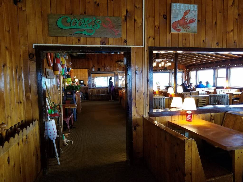 Cooks Lobster & Ale House | restaurant | 68 Garrison Cove Rd, Bailey Island, ME 04003, USA | 2078332818 OR +1 207-833-2818