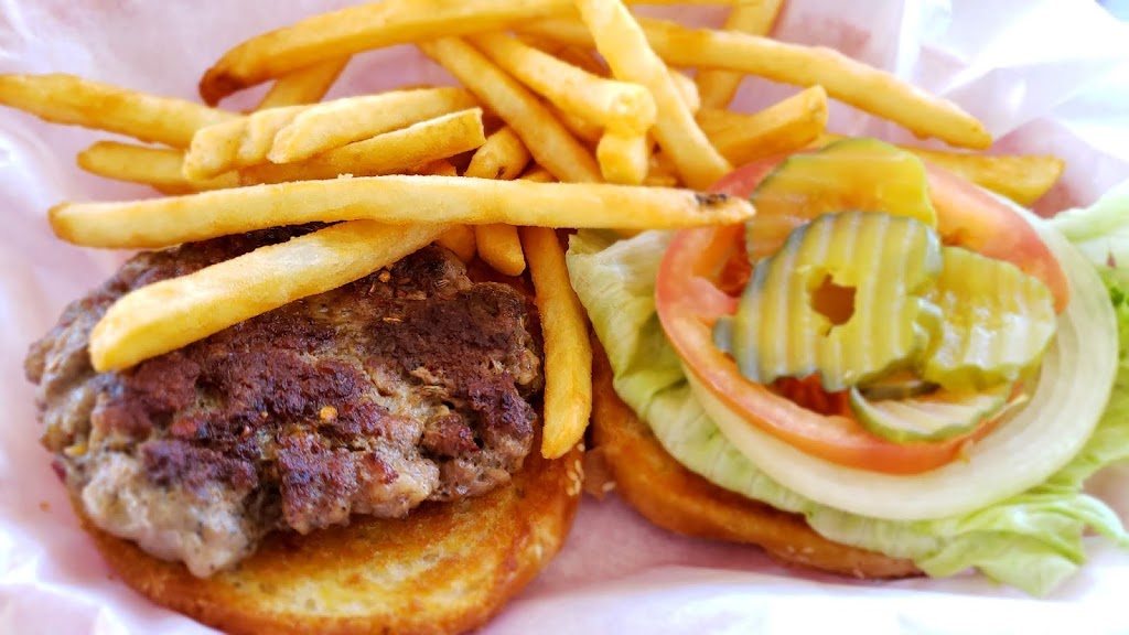 Freds Arena Bar & Steakhouse | restaurant | 9650 S Avra Rd, Tucson, AZ 85736, USA | 5208837337 OR +1 520-883-7337