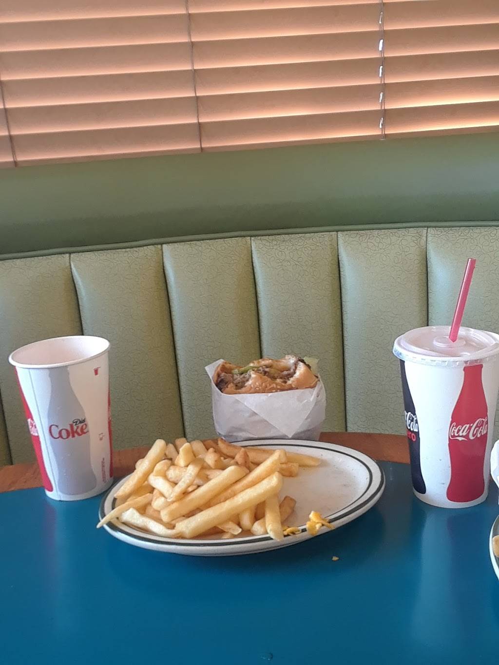 Johns Place | restaurant | 1201 W Central Ave, Brea, CA 92821, USA | 5626973997 OR +1 562-697-3997