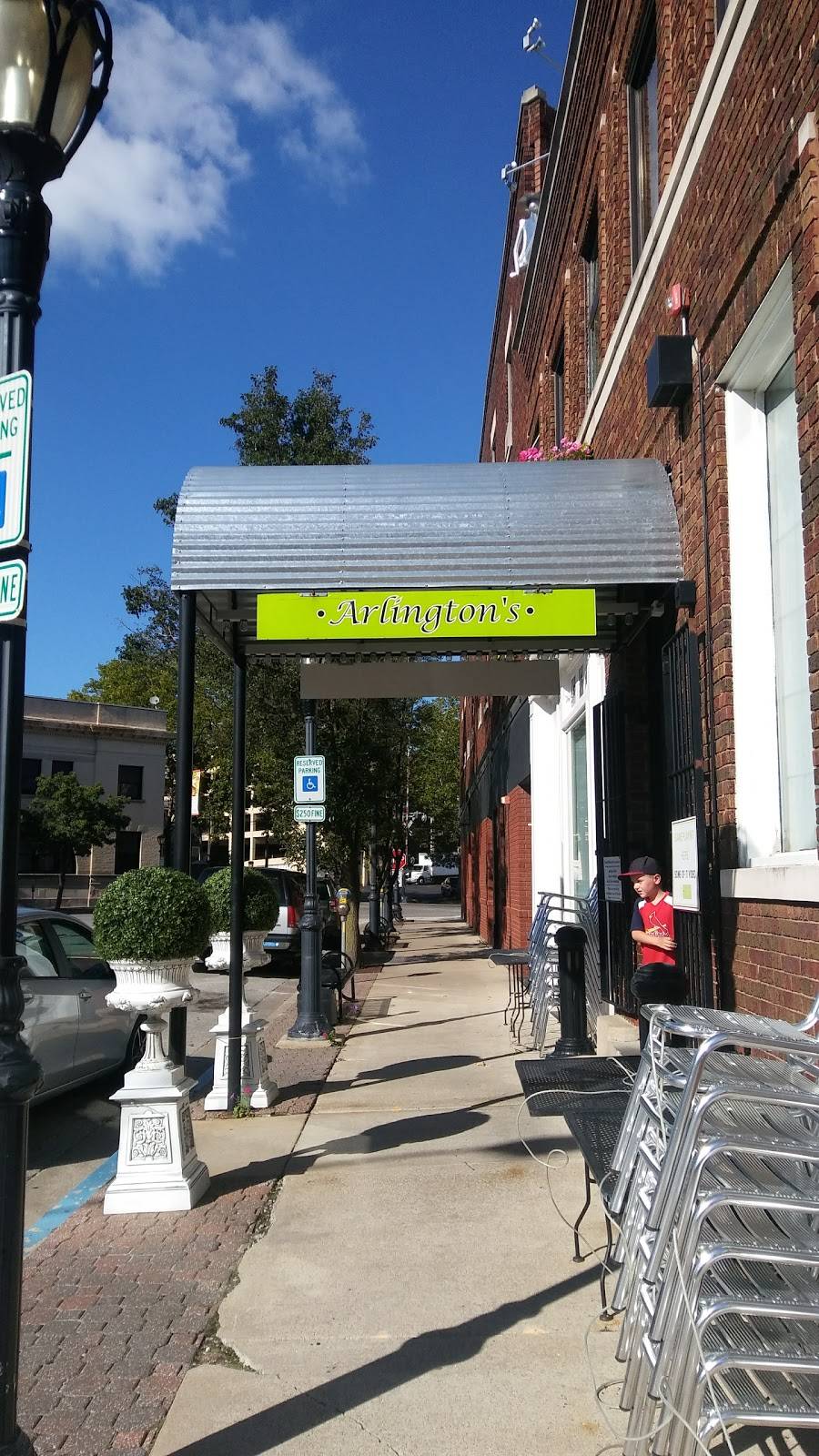 Arlingtons | restaurant | 210 Broadway, Springfield, IL 62701, USA | 2176796235 OR +1 217-679-6235