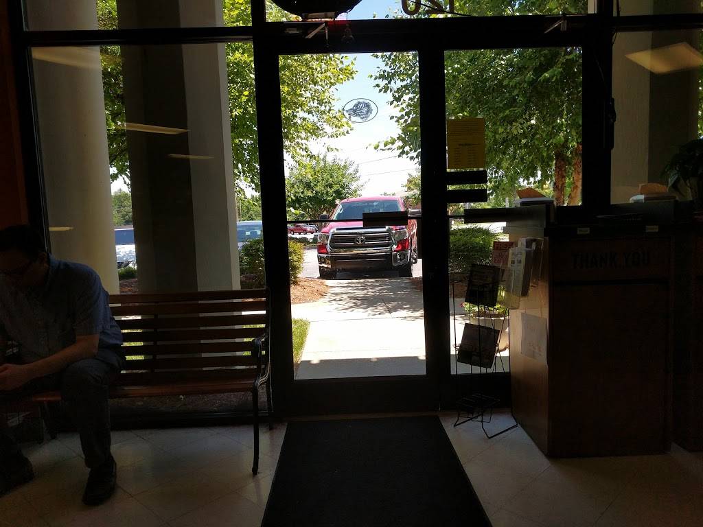 Capras Italian Deli | restaurant | 2640 Willard Dairy Rd, High Point, NC 27265, USA | 3364545975 OR +1 336-454-5975