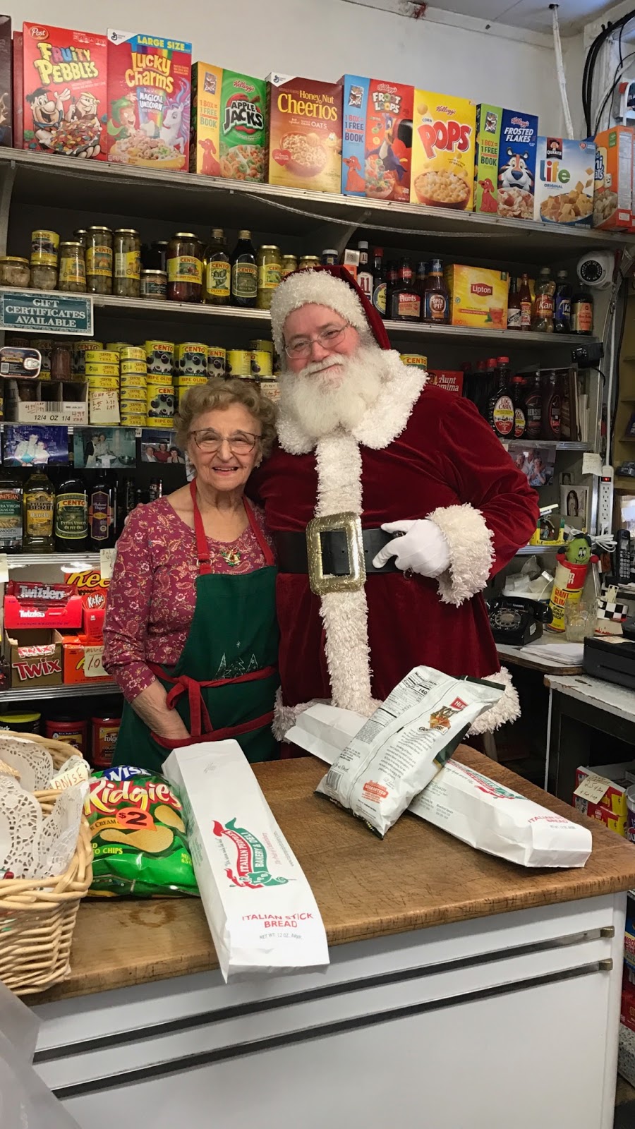 Mazzantis Market | restaurant | 320 Lincoln Ave, Bristol, PA 19007, USA | 2157882218 OR +1 215-788-2218