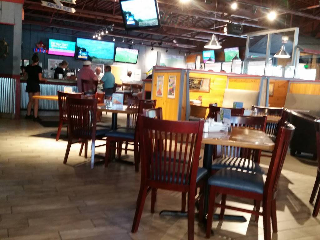 Pluckers | restaurant | 1010 Downsview Dr, Burlington, ON L7T 4H8, Canada | 2893379454 OR +1 289-337-9454