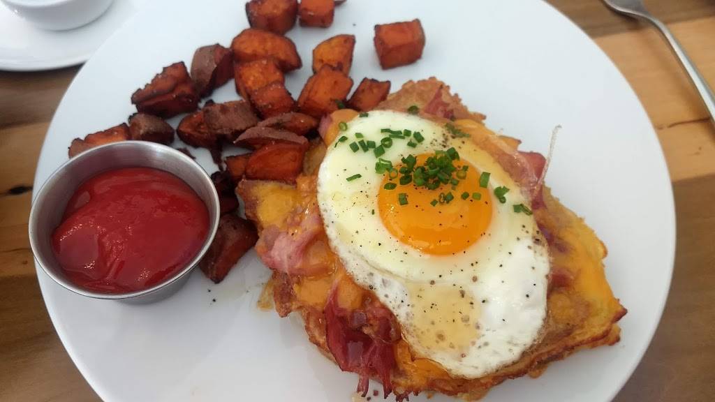 Rx Restaurant and Bar | restaurant | 421 Castle St, Wilmington, NC 28401, USA | 9103993080 OR +1 910-399-3080