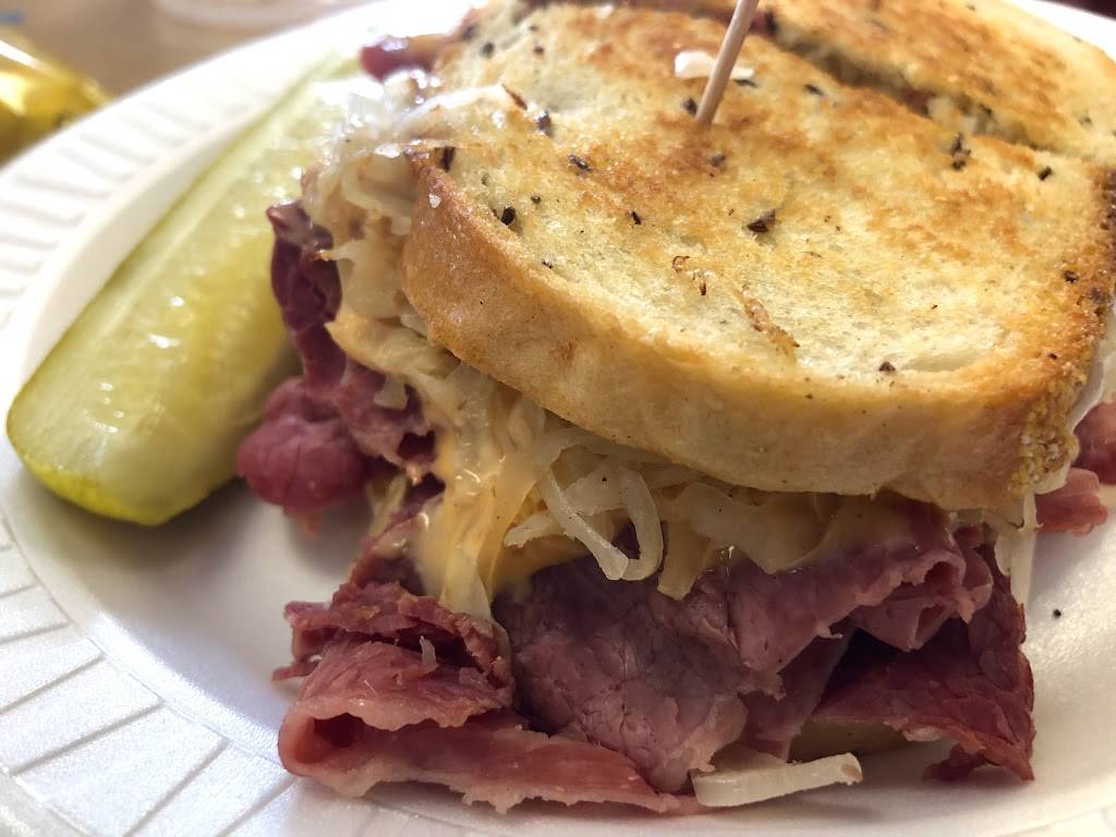 Old World Deli | restaurant | 1667 Pearl Rd, Brunswick, OH 44212, USA | 3302733245 OR +1 330-273-3245