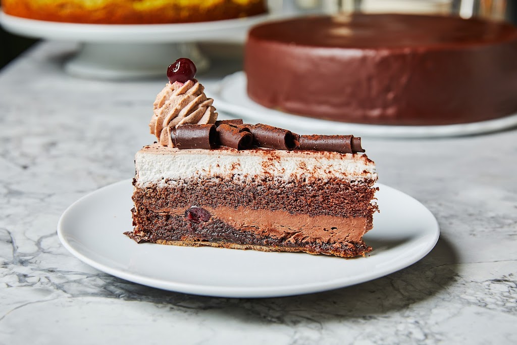 Charley - Viennese Bistro | restaurant | 202 Angelo Cifelli Dr, Harrison, NJ 07029, USA | 9732688000 OR +1 973-268-8000