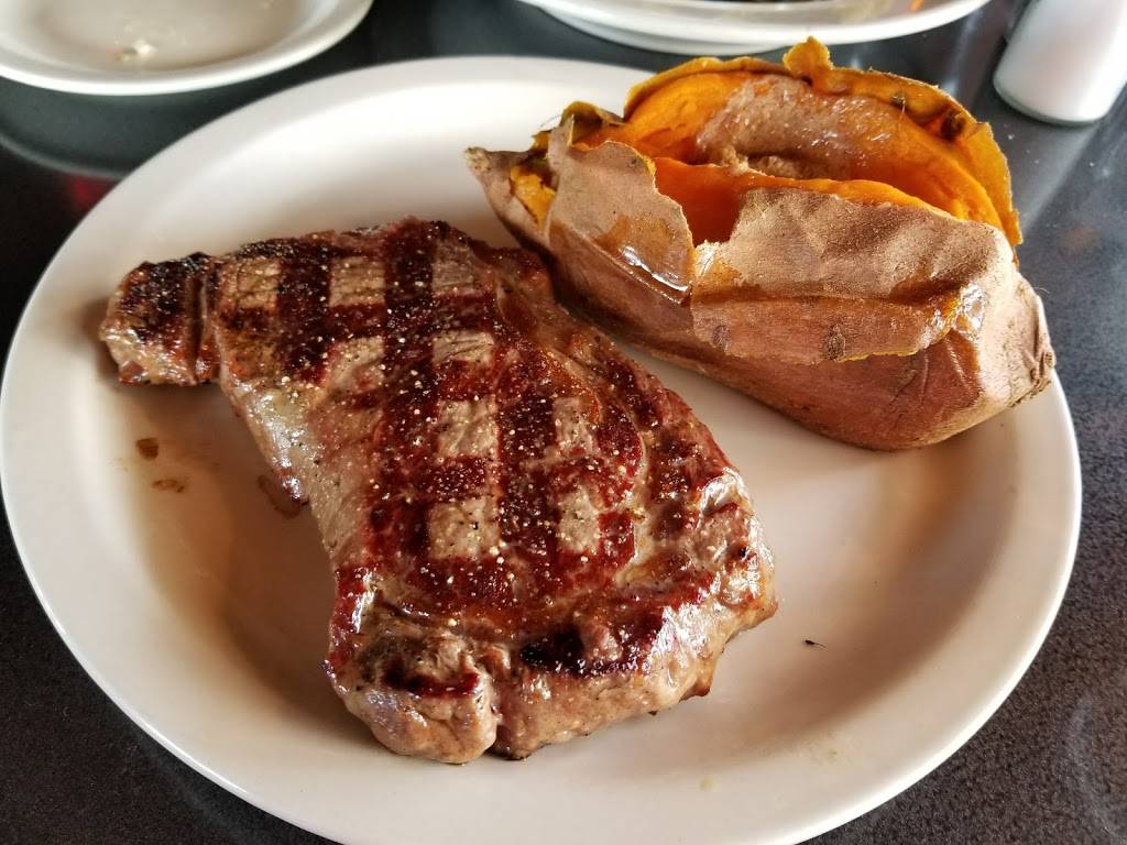 Raffertys | restaurant | 1865 Alysheba Way, Lexington, KY 40509, USA | 8592648900 OR +1 859-264-8900