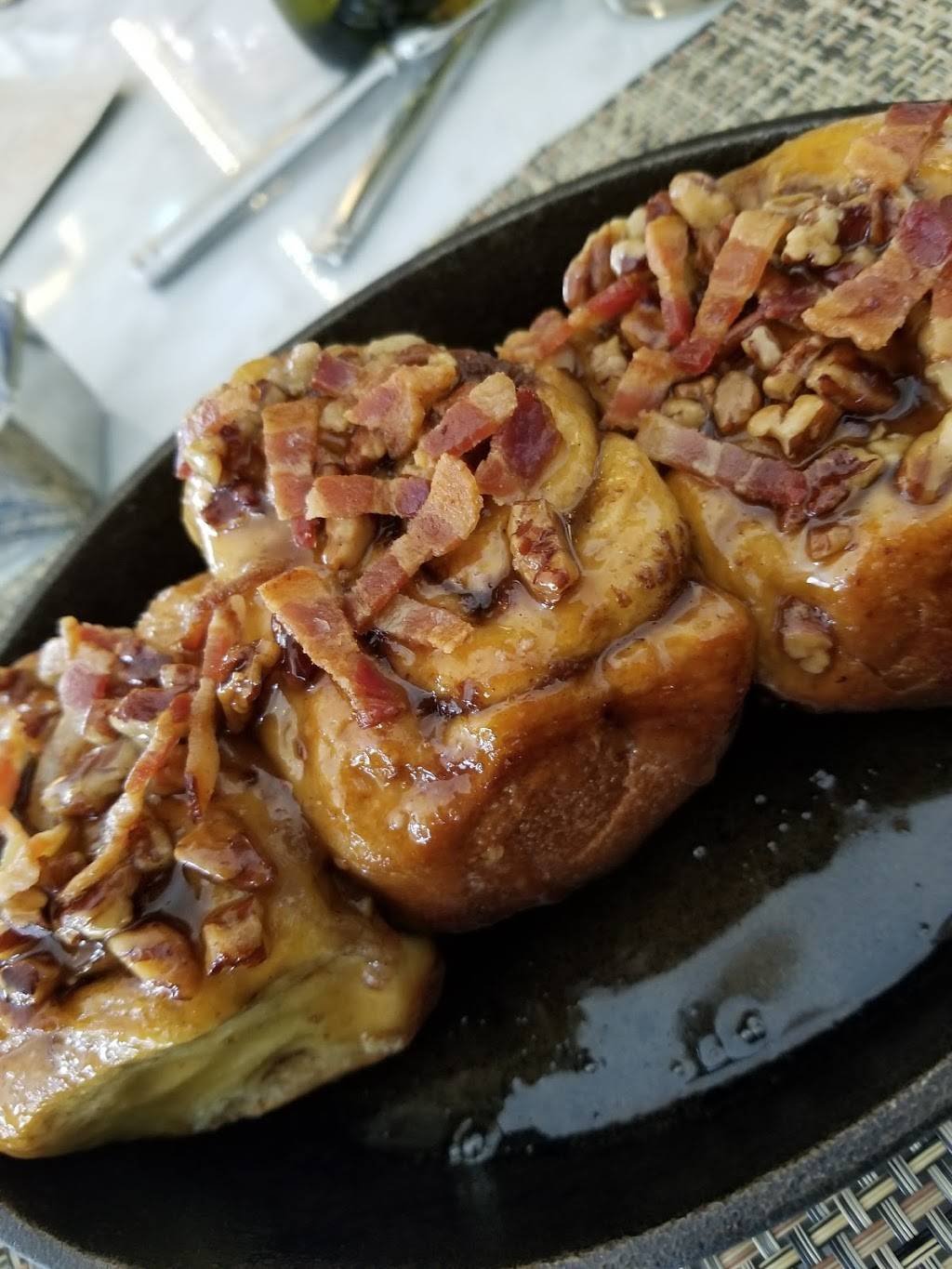 Saltwood Charcuterie & Bar | restaurant | 1065 Peachtree St NE, Atlanta, GA 30309, USA | 4047455745 OR +1 404-745-5745