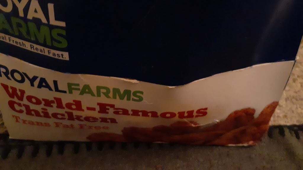 Royal Farms | meal takeaway | 1010 Old Eastern Ave, Essex, MD 21221, USA | 4104068498 OR +1 410-406-8498