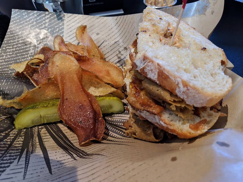 Birch Bark Eatery | restaurant | 989 U.S. 9, Queensbury, NY 12804, USA | 5187410010 OR +1 518-741-0010