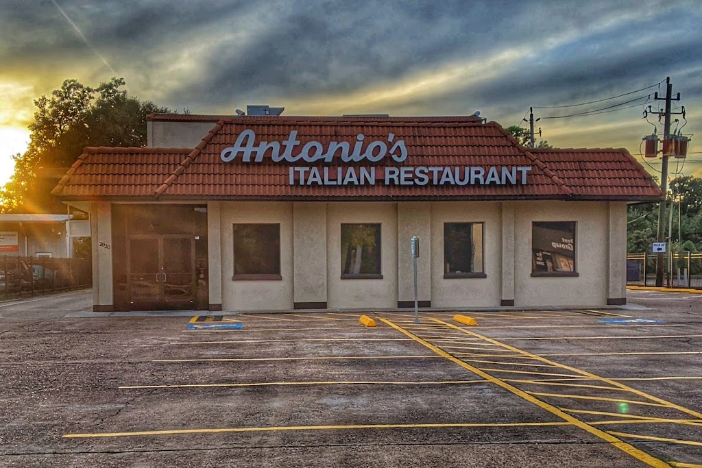 Antonio’s Flying Pizza | restaurant | 2920 Hillcroft Ave, Houston, TX 77057, USA | 7137836080 OR +1 713-783-6080