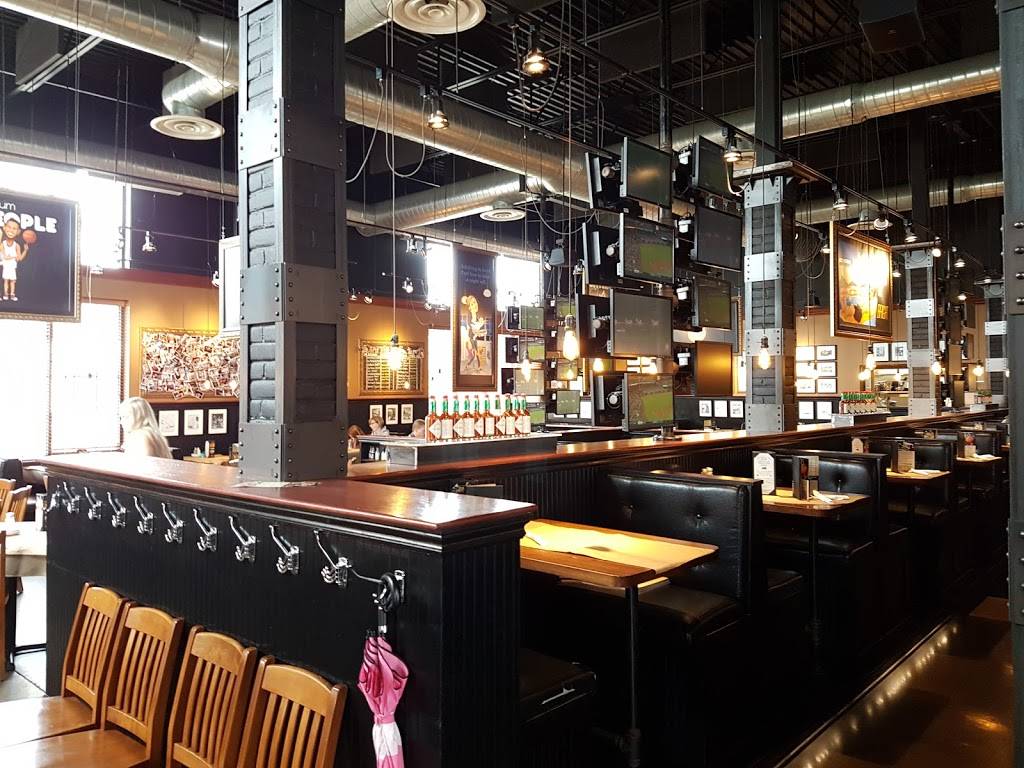 Jack Astors Bar & Grill | restaurant | 1355 Kingston Rd Unit #9001, Pickering, ON L1V 1B8, Canada | 9058392226 OR +1 905-839-2226