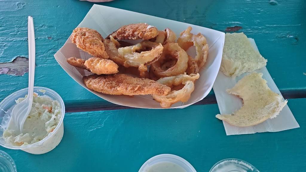 Leftys Drive In | restaurant | 9505 Port Austin Rd, Bay Port, MI 48720, USA | 9896569950 OR +1 989-656-9950