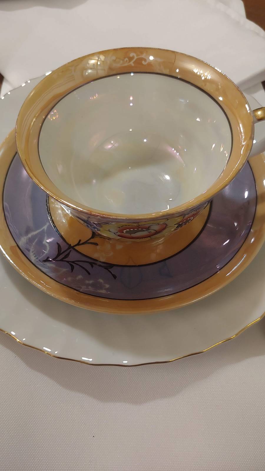 Pekoe & Bean | restaurant | 17028 Oak Park Ave, Tinley Park, IL 60477, USA | 7082630098 OR +1 708-263-0098