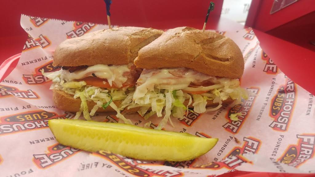 Firehouse Subs | restaurant | 230 North Service Rd W, Oakville, ON L6M 2Y4, Canada | 9058252226 OR +1 905-825-2226