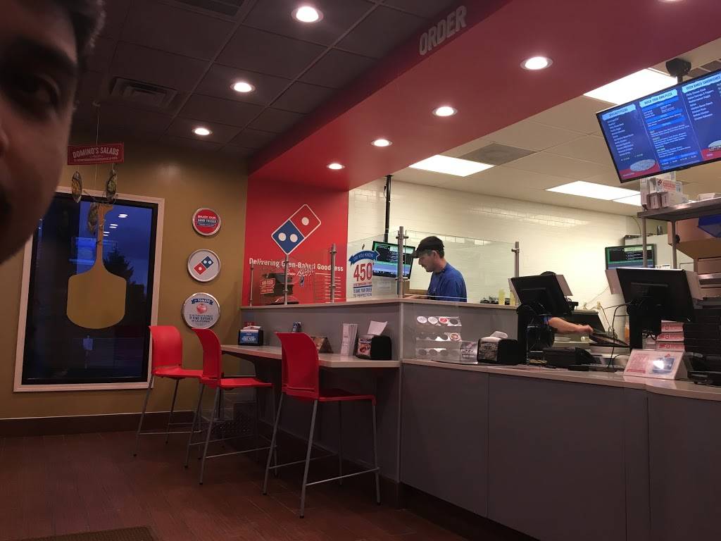 Dominos Pizza | meal delivery | 920 W State St, Bristol, TN 37620, USA | 4237648080 OR +1 423-764-8080