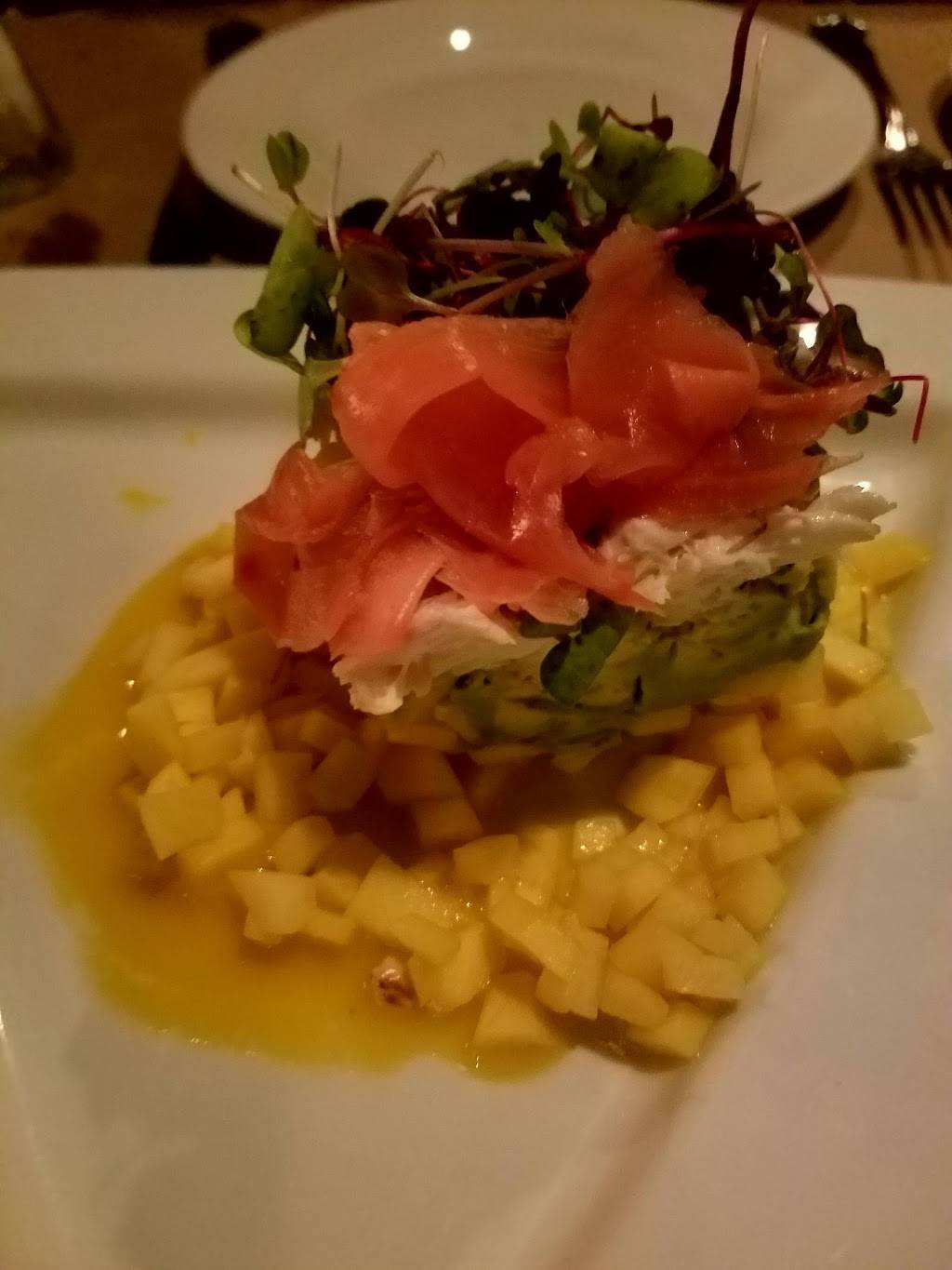 Heirloom Tavern | restaurant | 32 Railroad Ave, Glen Head, NY 11545, USA | 5166866633 OR +1 516-686-6633