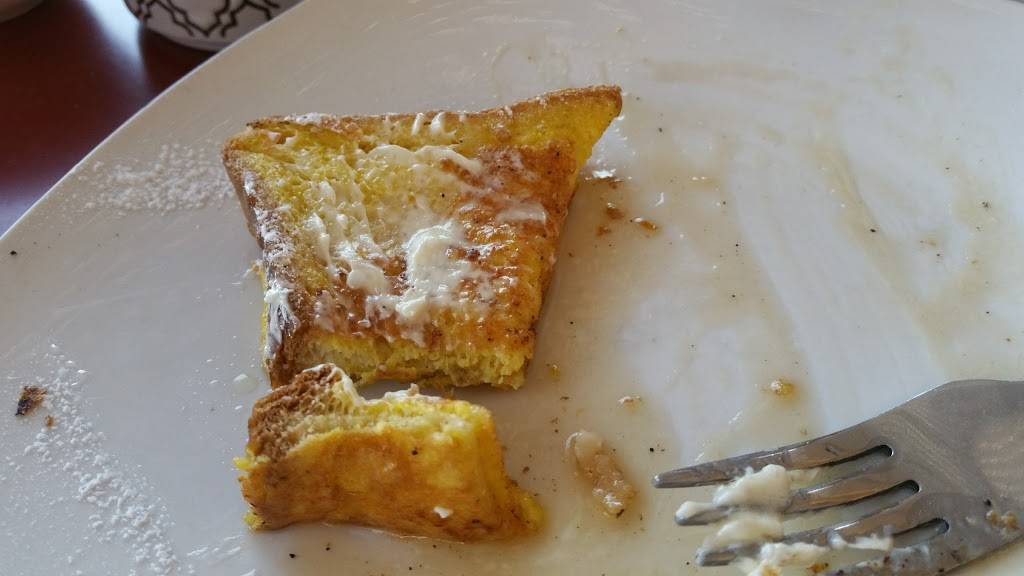 Foxys Landing & Restaurant | restaurant | 4725 William J Barnes Ave, Lancaster, CA 93536, USA | 6619492284 OR +1 661-949-2284