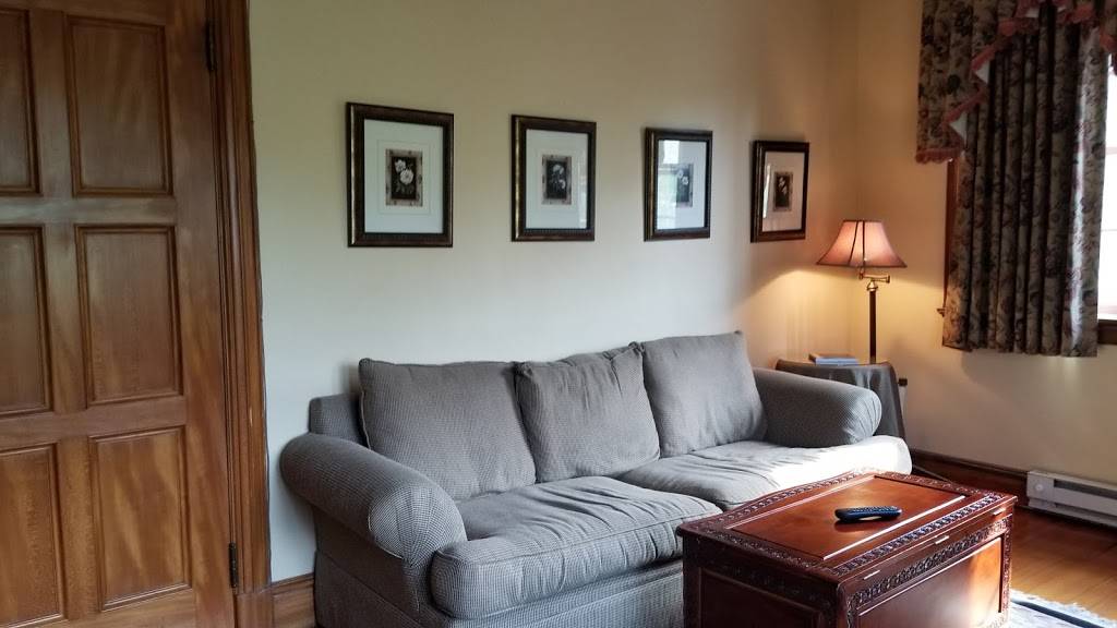 Castle Hill Restaurant | restaurant | 2910 VT-103, Cavendish, VT 05142, USA | 8022267361 OR +1 802-226-7361