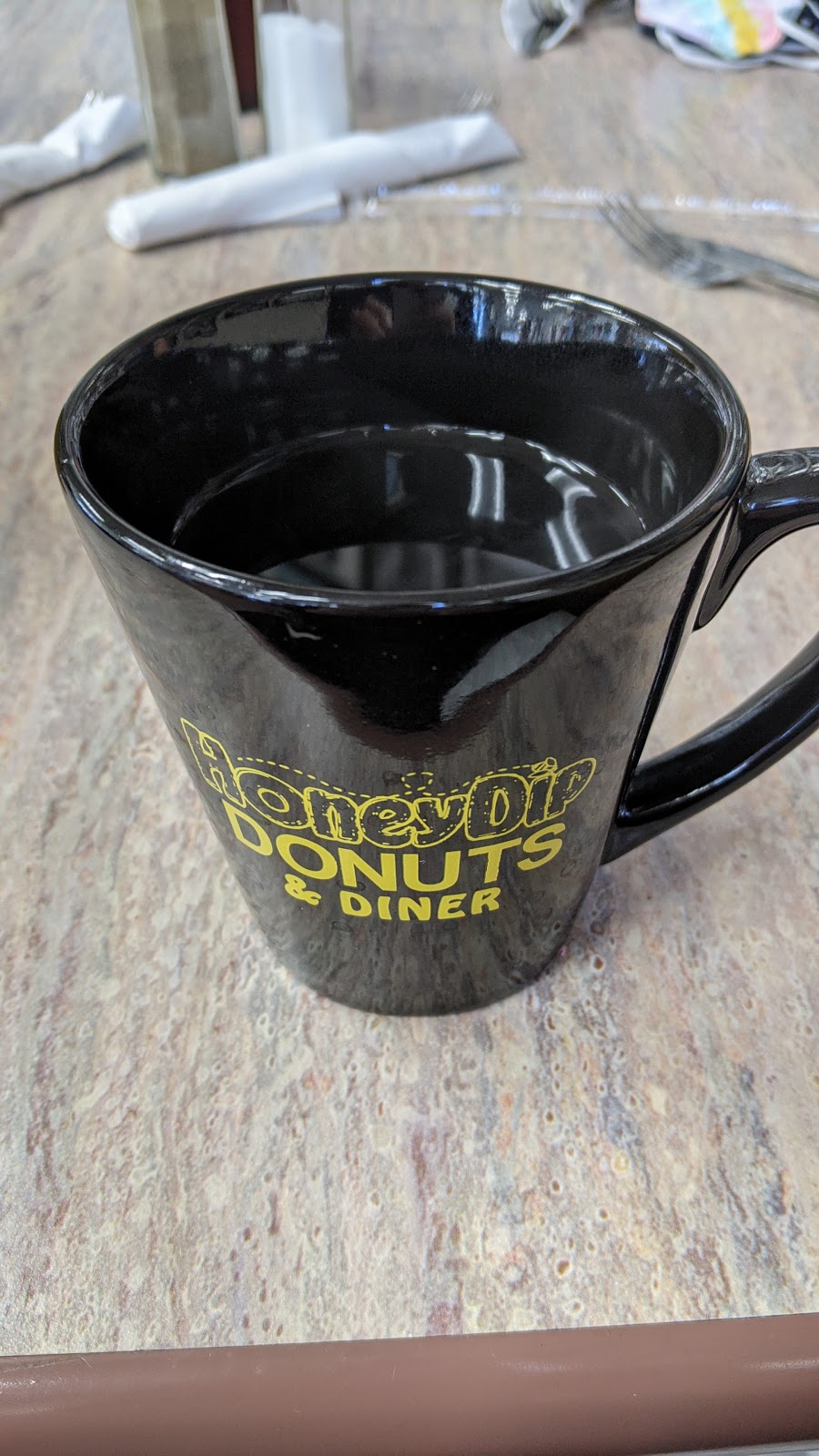 HoneyDip Donuts & Diner | bakery | 4480 Kenny Rd, Columbus, OH 43220, USA | 6144590812 OR +1 614-459-0812