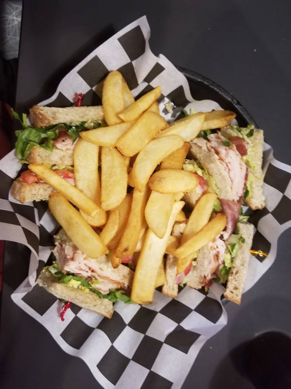 Hudsonville Grille | restaurant | 4676 32nd Ave Suite F, Hudsonville, MI 49426, USA | 6166629670 OR +1 616-662-9670