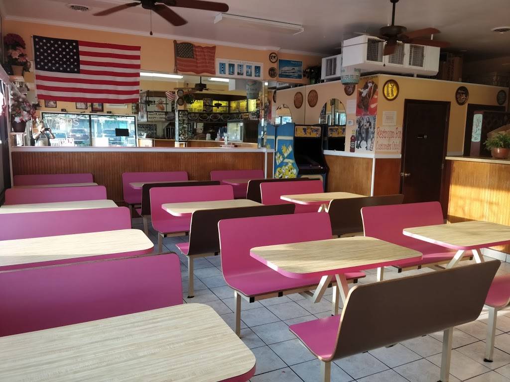 Nicks Philadelphia Cheese Steaks & Gyros | restaurant | 1800 Coastal Hwy, Dewey Beach, DE 19971, USA | 3022260110 OR +1 302-226-0110