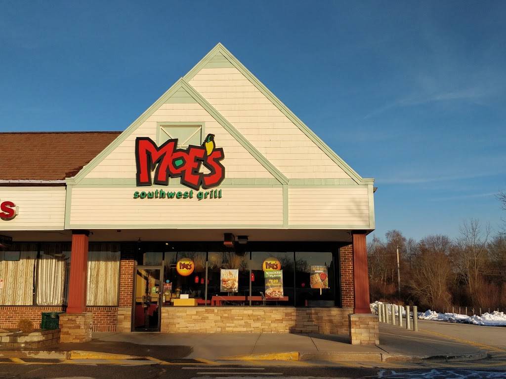 Moes Southwest Grill | restaurant | 300 Quaker Ln #19, Warwick, RI 02886, USA | 4016158640 OR +1 401-615-8640