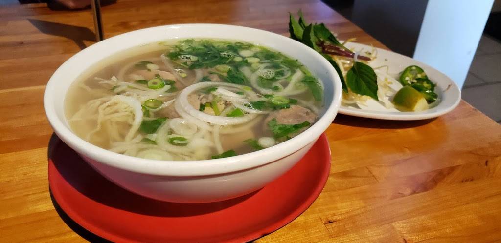Pho One-O | night club | 2651 Annapolis Rd B, Hanover, MD 21076, USA | 4105510401 OR +1 410-551-0401