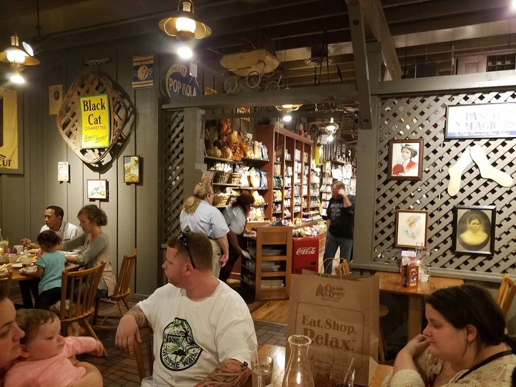 Cracker Barrel Old Country Store | restaurant | 2340 Post Dr, Indianapolis, IN 46219, USA | 3178971042 OR +1 317-897-1042