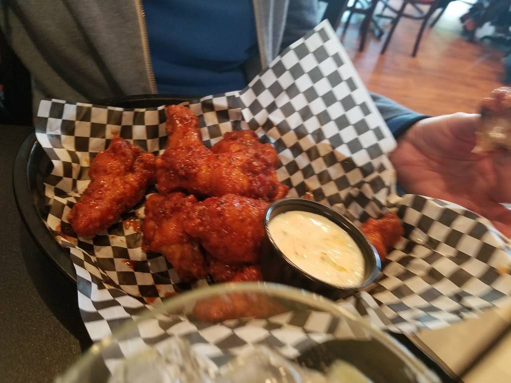 Thirstys Bar & Grill | restaurant | 2412 Ferguson Rd, Allison Park, PA 15101, USA | 4124926140 OR +1 412-492-6140