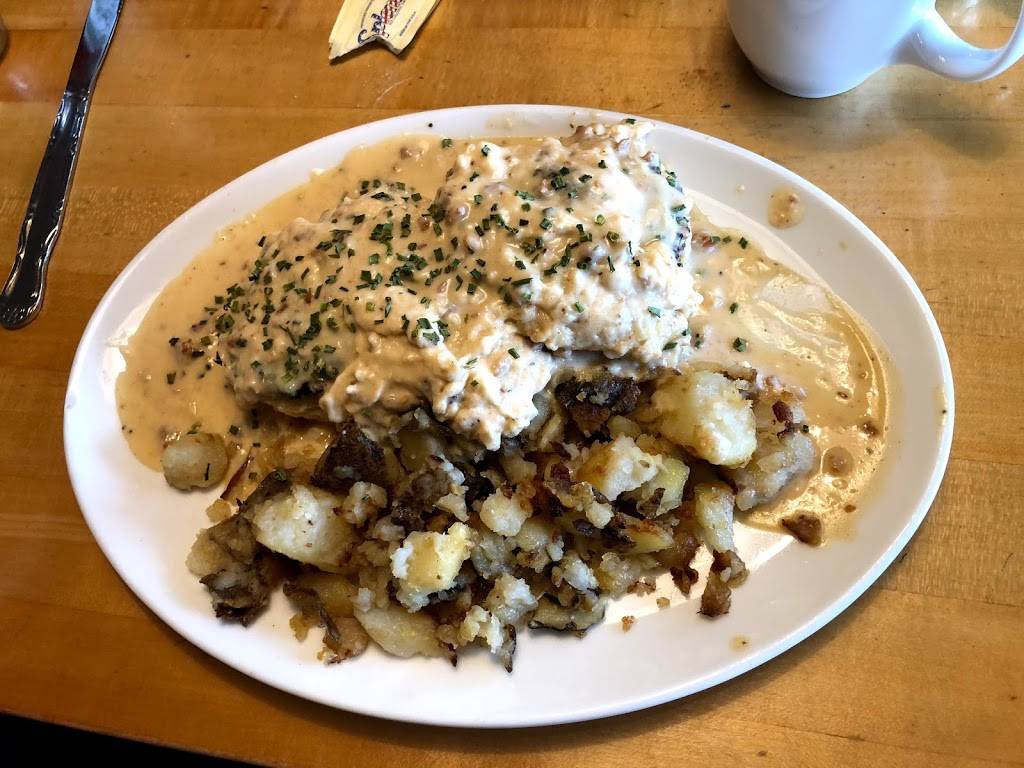 Dozens Restaurant | restaurant | 2180 S Havana St, Aurora, CO 80014, USA | 3033376627 OR +1 303-337-6627