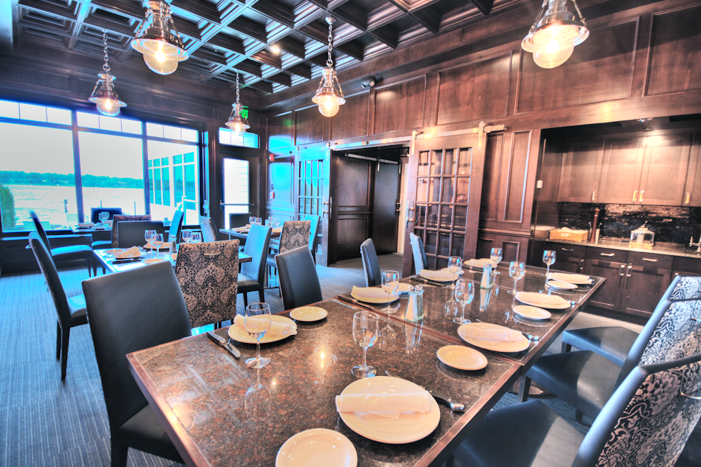 Lighthouse Restaurant | restaurant | 7501 Constitution Ave, Cedar Lake, IN 46303, USA | 2193749283 OR +1 219-374-9283