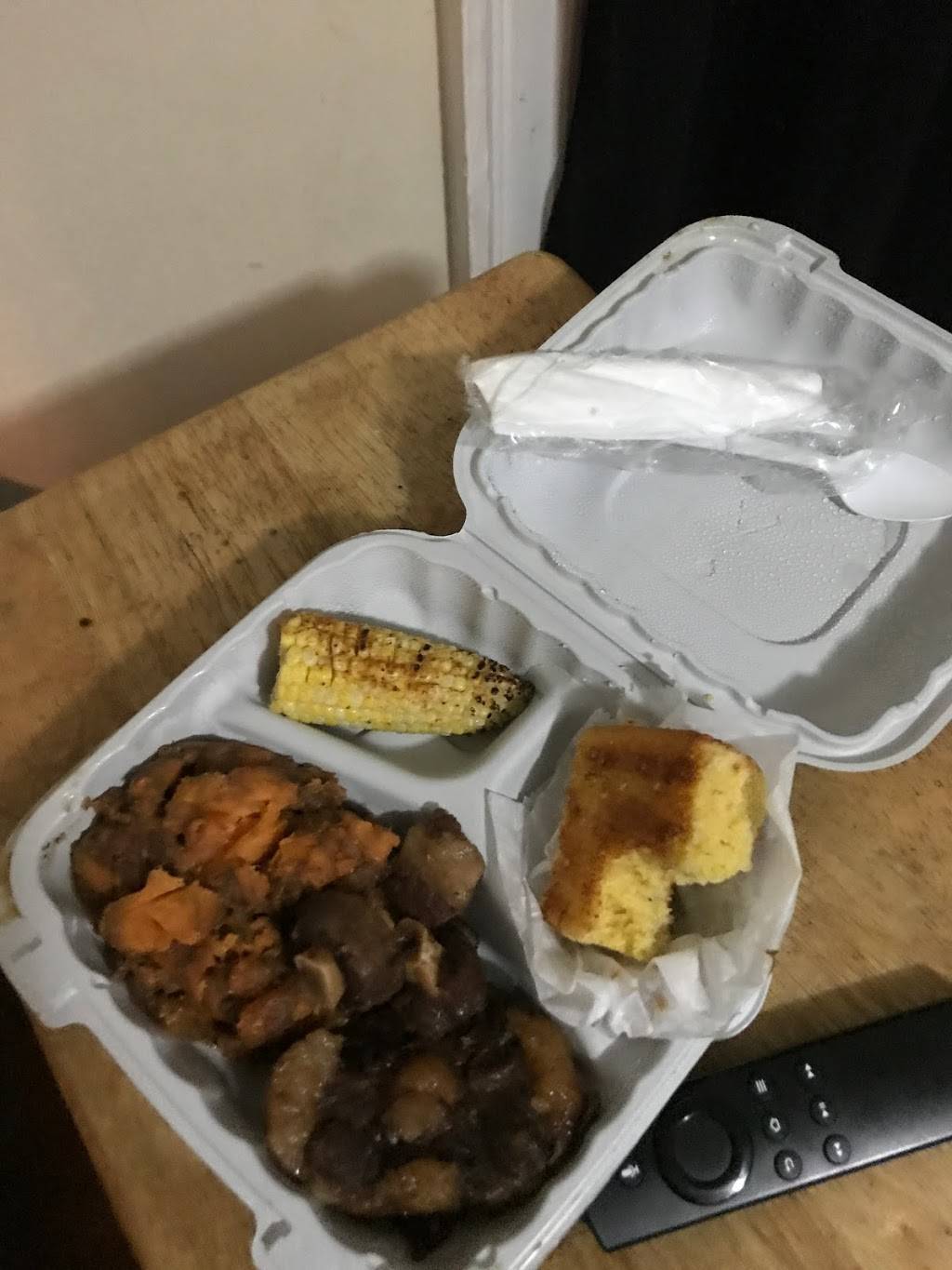 Soul Snacks Café | restaurant | 2702B E Tremont Ave, The Bronx, NY 10461, USA | 3473988917 OR +1 347-398-8917