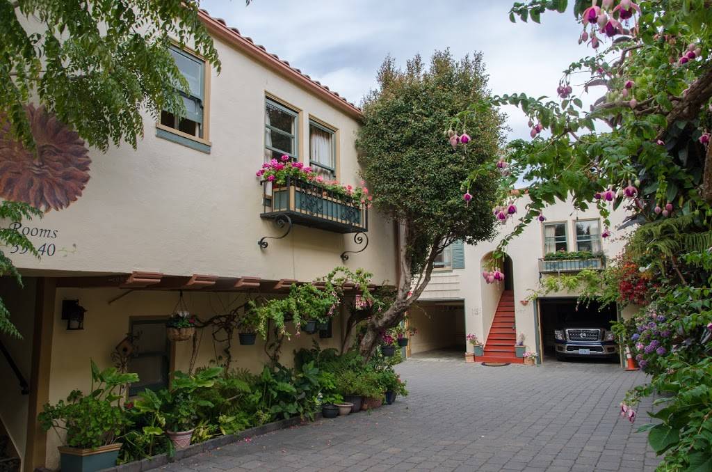 Delarosa | restaurant | 2175 Chestnut St, San Francisco, CA 94123, USA | 4156737100 OR +1 415-673-7100