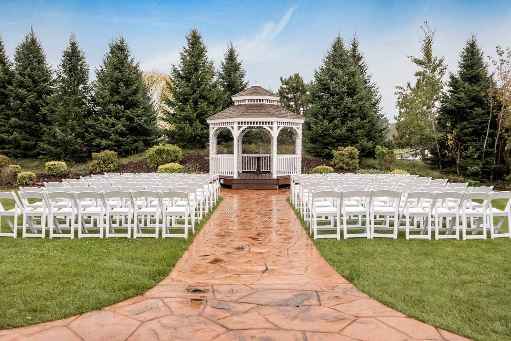 Par4 Resort | restaurant | 201 Foxfire Dr, Waupaca, WI 54981, USA | 7152569000 OR +1 715-256-9000