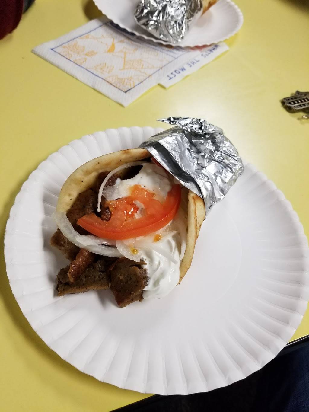 Kostas Gyros | restaurant | 809 Tower Ave, Superior, WI 54880, USA | 7153990147 OR +1 715-399-0147