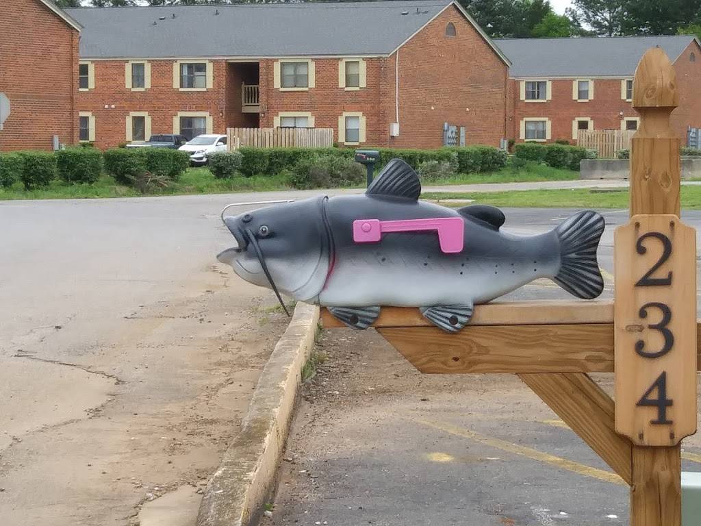 Little Libbys Catfish | restaurant | 234 Lime Quarry Rd, Madison, AL 35758, USA | 2567720191 OR +1 256-772-0191