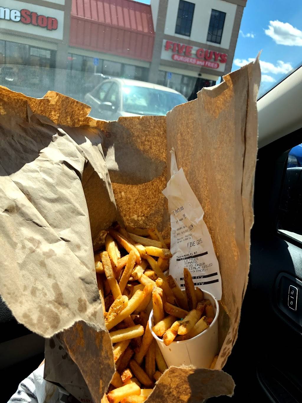 Five Guys | meal takeaway | 23414 Allen Rd, Woodhaven, MI 48183, USA | 7346923483 OR +1 734-692-3483