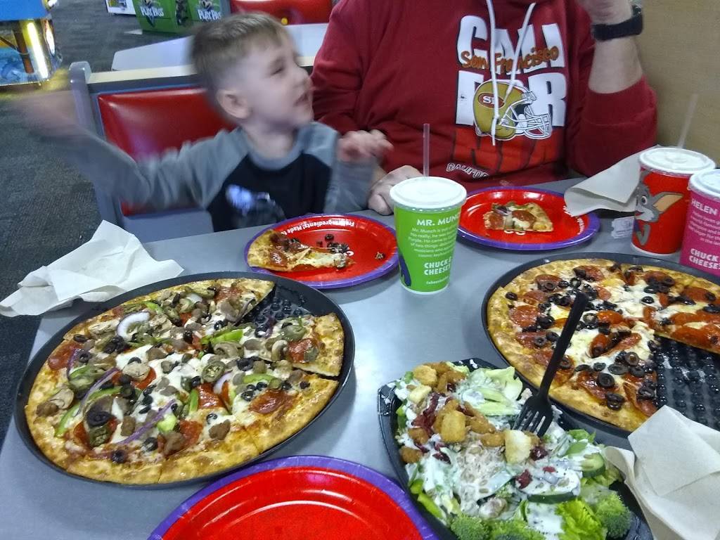 Chuck E. Cheese | restaurant | 3117 W Shaw Ave Ste. 107, Fresno, CA 93711, USA | 5592296200 OR +1 559-229-6200